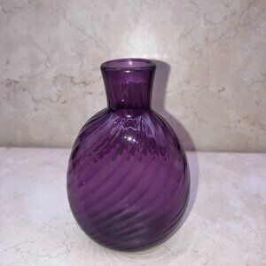 Vintage 1960's Pairpoint MFA Mini Purple Swirl  Lead Crystal Vase With UV Glow